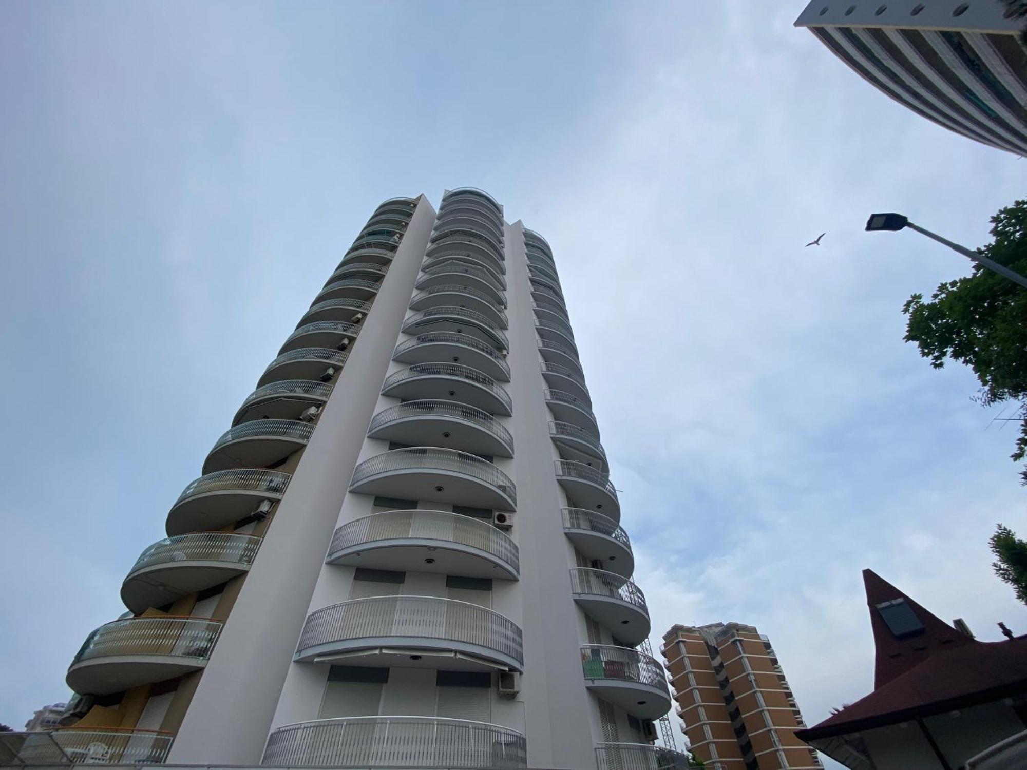דירות ליגננו סביאדורו Cond Torre מראה חיצוני תמונה